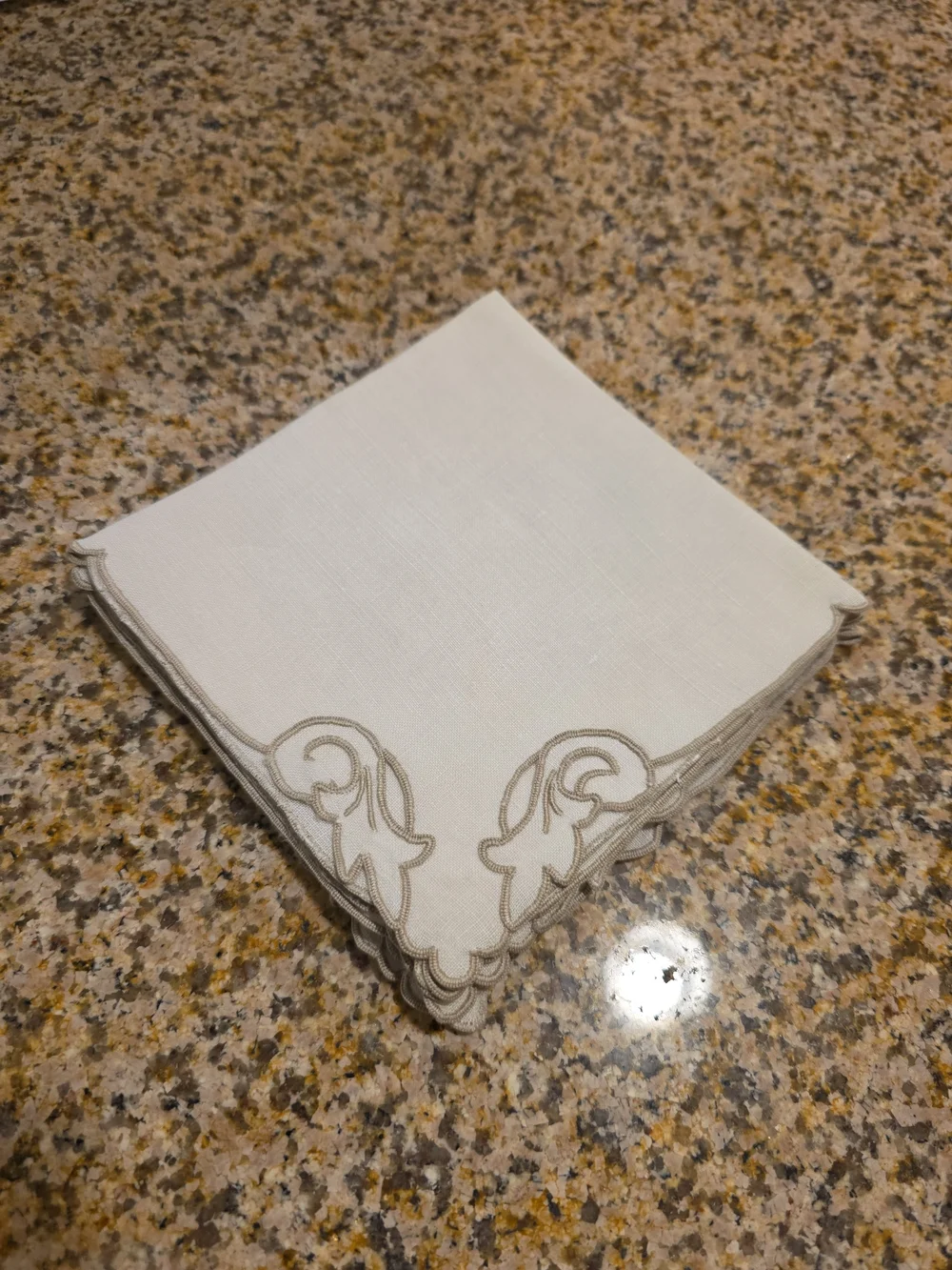Vintage Cream Colored Table Napkins With Embroidered Cut Out Corners Set Of 4